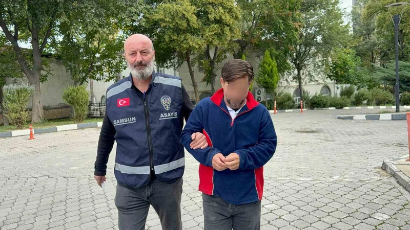 Seri hırsız keşif yaparken ve eve tırmanırken kameraya yakalandı: 70 bin liralık eşya ele geçirildi
