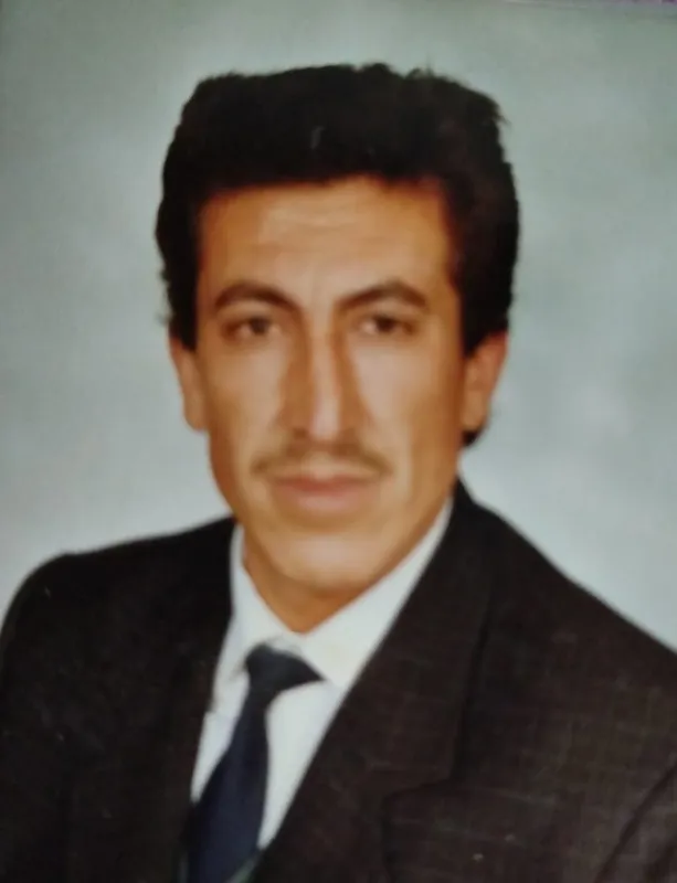 Saman balyaların altında kalan çiftçi hayatını kaybetti
