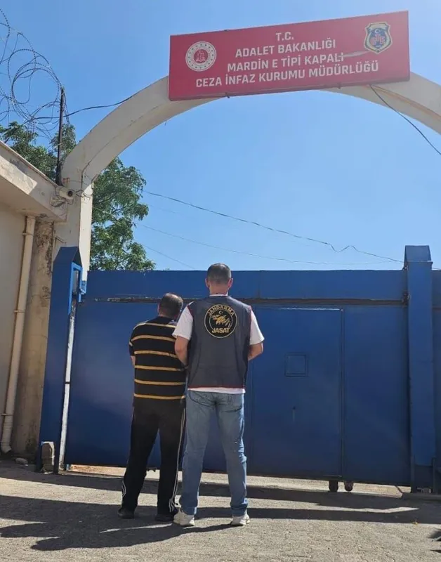 Mardin’de hakkında kesinleşmiş hapis cezası bulunan 3 şahıs yakalandı
