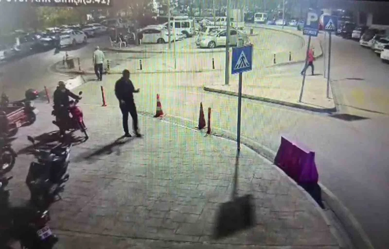 Ayak parmağı ağrıyınca, hastaneden motosiklet çalmış
