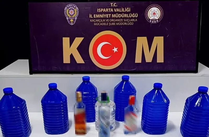 Isparta’da 33,5 litre kaçak alkol ve elektronik cihaz yakalandı
