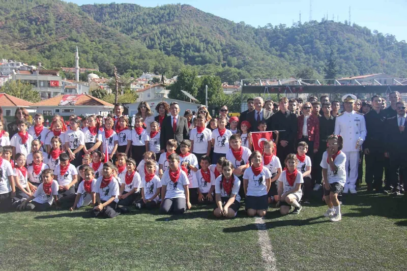 Marmaris’te Cumhuriyet’in 102. yılı coşkuyla kutlandı
