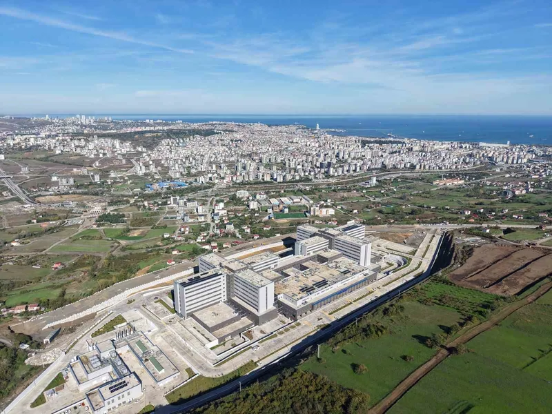 Samsun’un sağlık devinde geri sayım başladı: Şehir hastanesi kapılarını açmaya hazırlanıyor
