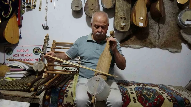 Hayatını kaybeden sanatçıların sazları 