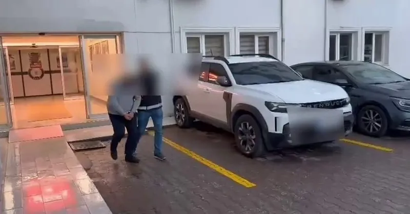 İstanbul’dan Sakarya’ya uyuşturucu sevkiyatı polise takıldı
