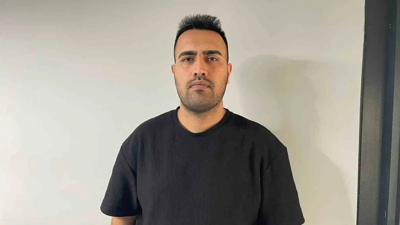 Aynı okulda okuduğu akranı tarafından demir sopalı saldırıya uğrayan öğrenci yaralandı
