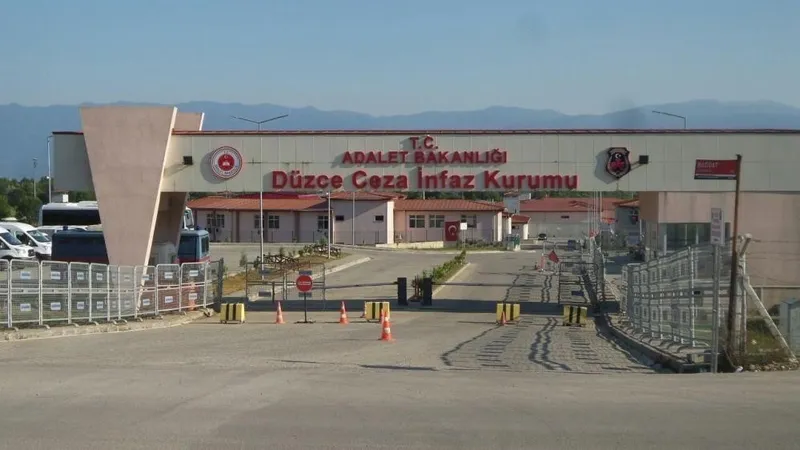 Düzce’de çeşitli suçlardan aranan 24 bine yakın şahıs sorgulandı
