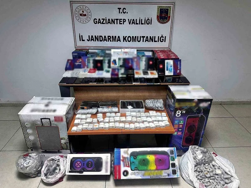 Gaziantep’te uyuşturucu ve kaçakçılık operasyonlarında 6 şahıs tutuklandı
