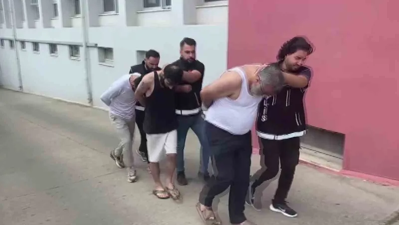Adana’da 4 kilo metamfetamin yakalattılar, 