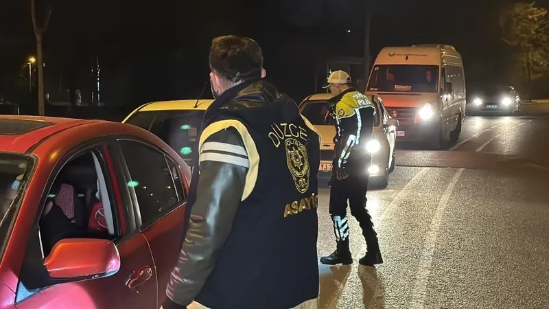 21 bin kişi sorgulandı aranan 142 kişi yakalandı
