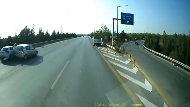 Otobanda facia kıl payı atlatıldı
