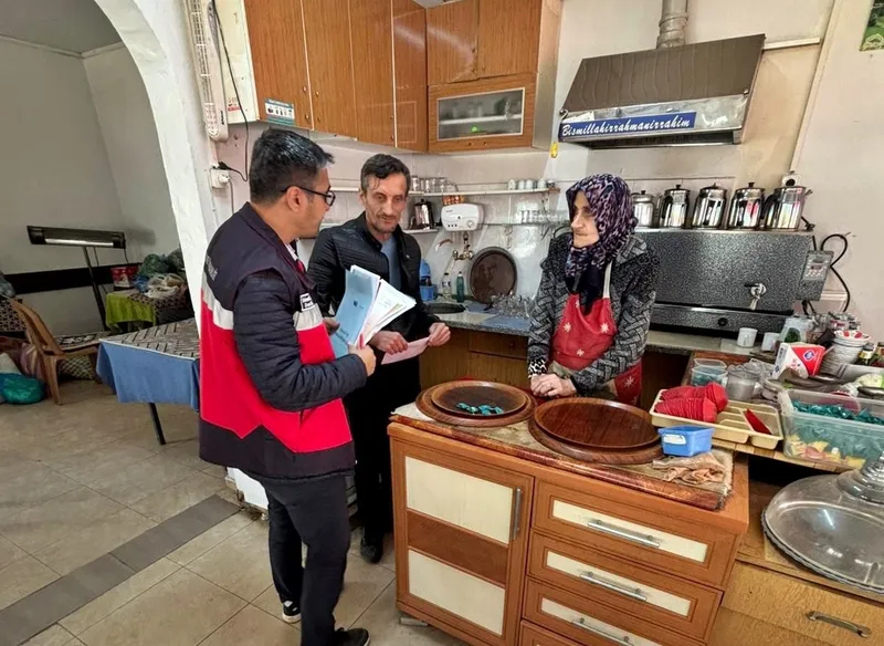 Şaphane’de kahvehane ve çay ocaklarında gıda denetimi
