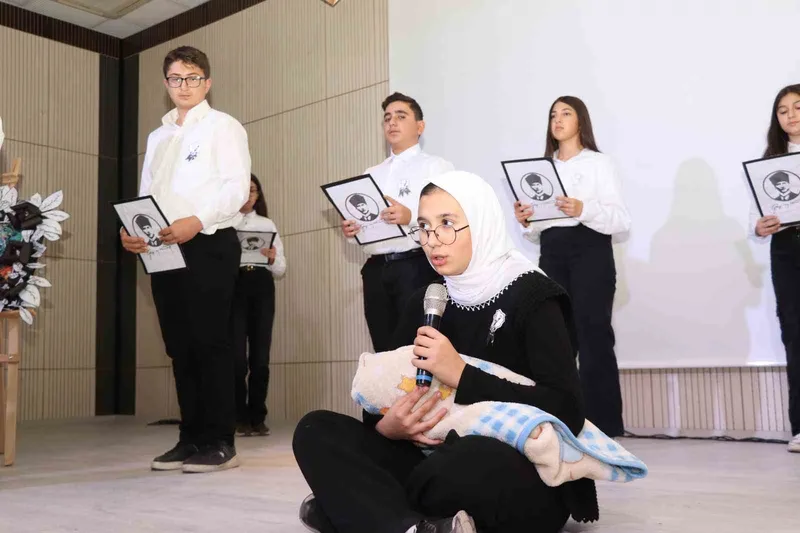 Gazi  Mustafa Kemal Atatürk Oltu’da anıldı
