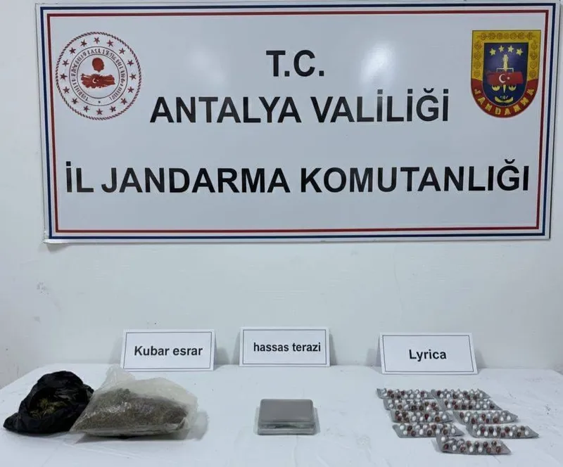 Alanya’da yarım kilo kubar esrar ele geçirildi
