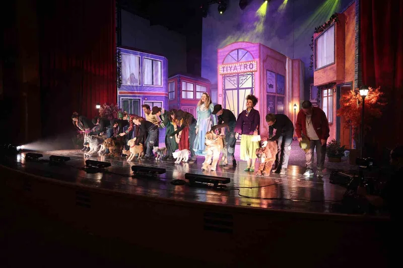 Karagöz Kukla ve Gölge Oyunları’na renkli açılış
