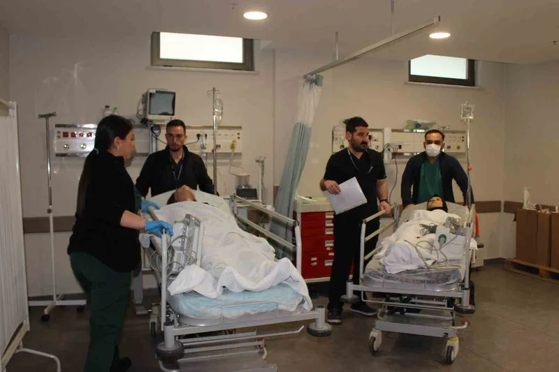 Sular Akademi Hastanesi’nde afet tatbikatı
