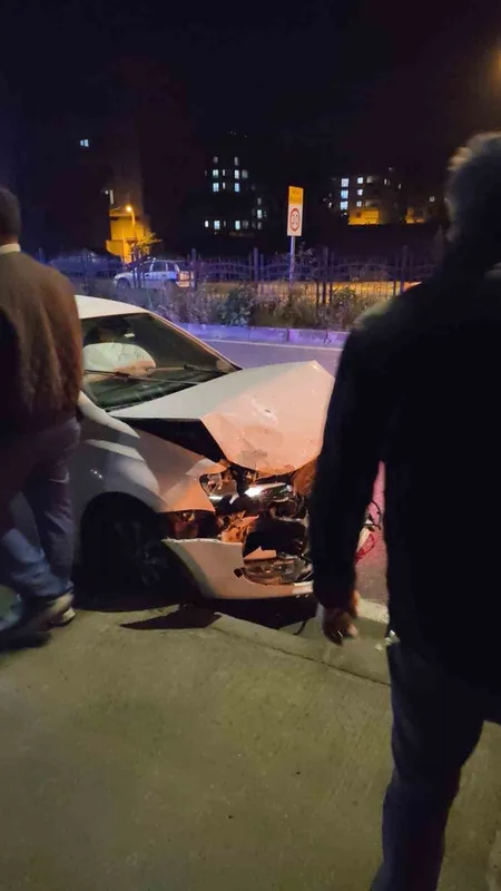 Trabzon’da zincirleme kaza: 3 yaralı
