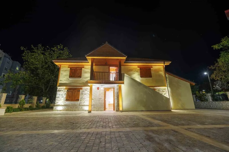 Naim Süleymanoğlu’nun Mestanlı’daki evi müzeye dönüştürüldü
