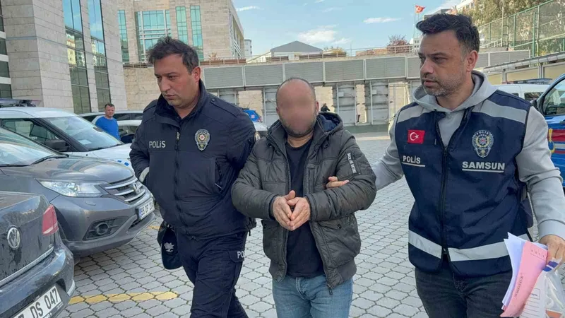 Karısının kafasına ütüyle vuran koca tutuklandı
