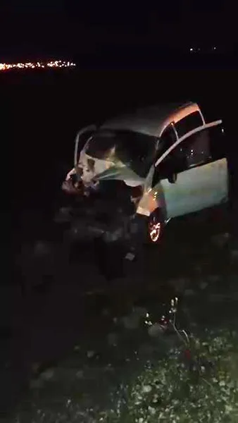 Diyarbakır’da hafif ticari araç ile traktör çarpıştı: 2 yaralı
