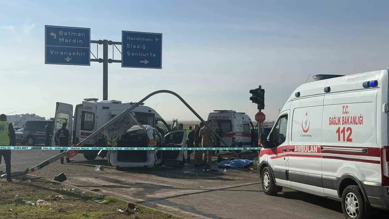 Diyarbakır’da 24 saatte katliam gibi iki kaza: 8 ölü, 14 yaralı
