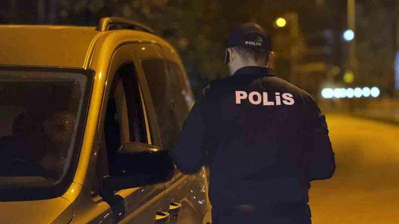 Bursa polisi suça ve suçluya geçit vermiyor
