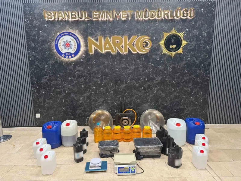 Arnavutköy’de lüks villada uyuşturucu operasyonu: 47 kilo uyuşturucu maddeye de el konuldu
