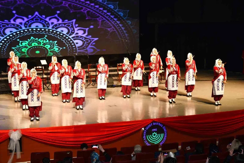 Bolu’da öğretmenlerden unutulmaz kültür ve sanat gecesi
