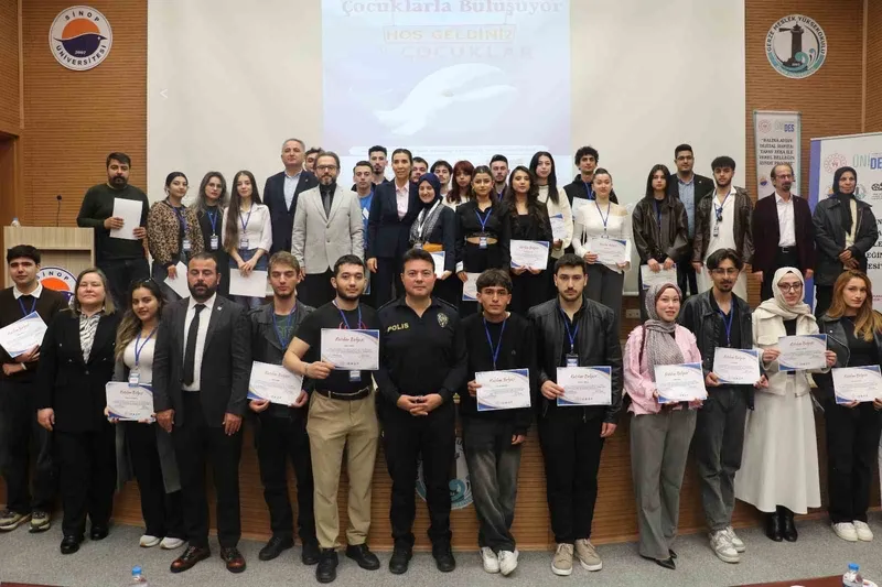 Balina Aydın, Gerze’de çocuklarla buluştu
