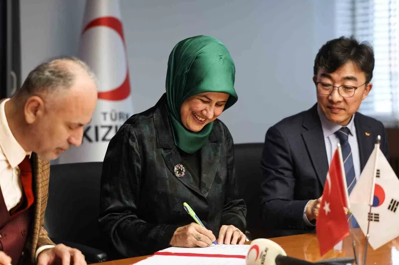 Türk Kızılay, Güney Koreli ilaç şirketi SK Plasma ile ortak ilaç tesisi kurdu
