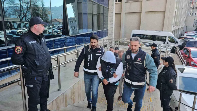 Pos tefeciliği operasyonunda 2 tutuklama
