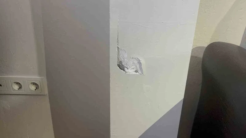 Kocaeli’de kolonları çatlayan bir bina daha boşaltıldı
