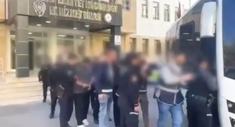 Batman’da kundaklama ve kurşunlama olayına karışan 5 kişi tutuklandı
