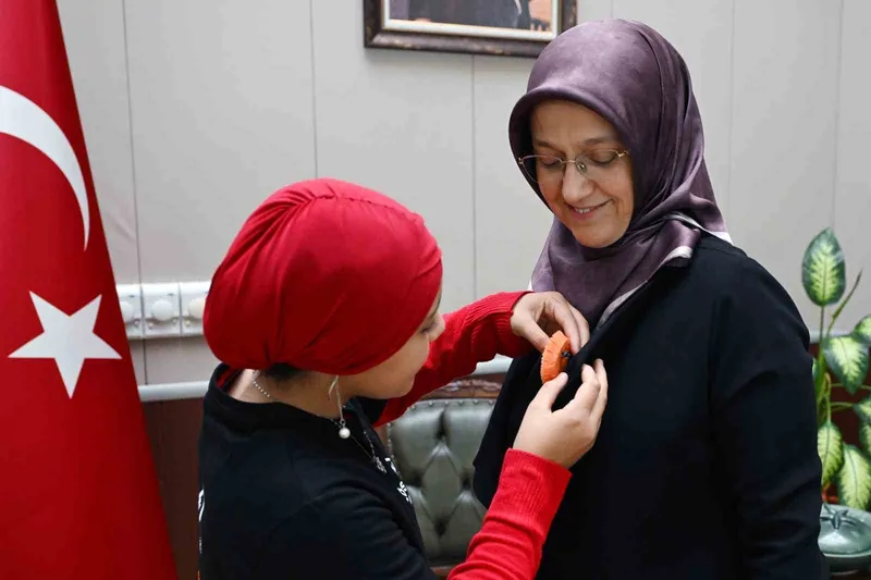 Turuncu renkle lösemiye farkındalık
