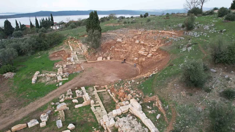 Gölyazı Antik Tiyatrosu yeniden hayat bulacak
