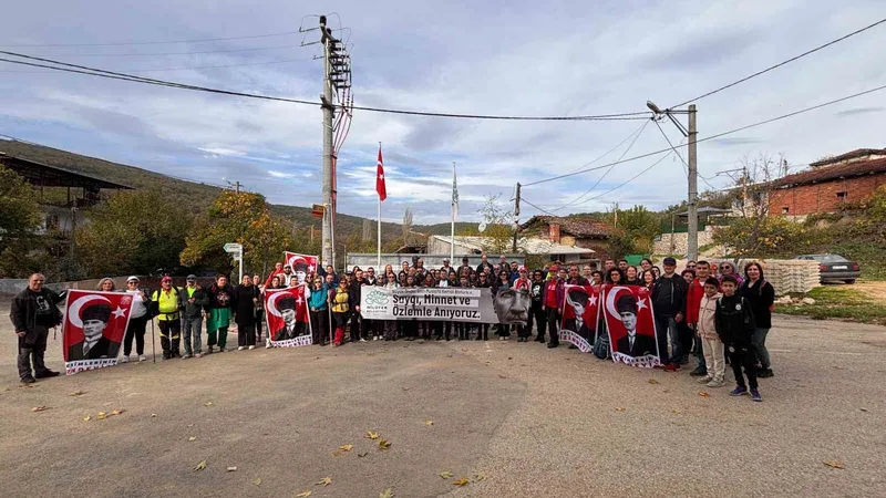 Nilüferliler, Ata’yı Mysia Yolları’nda andı
