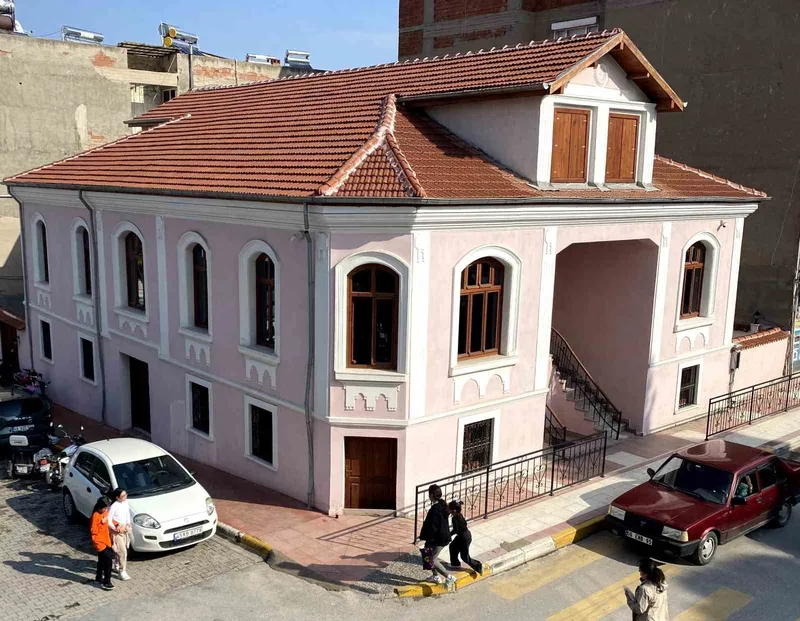 Milli mücadele ruhu tarihi evde yaşatılacak
