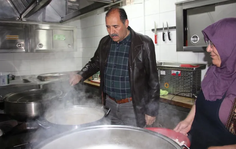 Iğdır’da pansiyon ziyaretinde koruyucu ekipman tartışması
