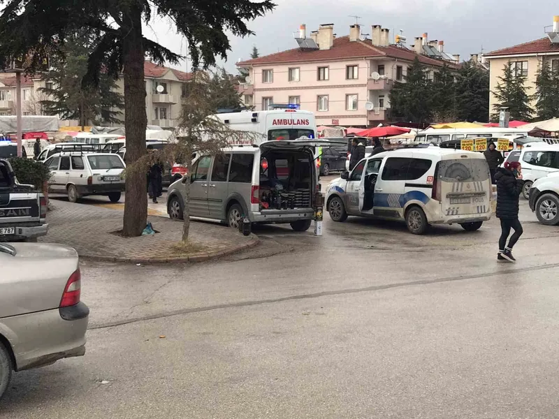 Konya’da pazarda taşlı-sopalı kavga: 5 yaralı
