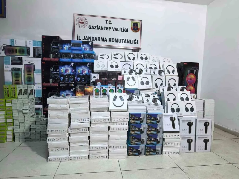 Gaziantep’te 1,5 milyon TL değerinde kaçak elektronik eşya ele geçirildi
