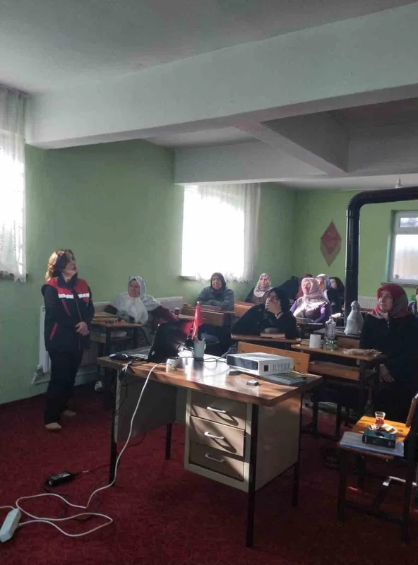 Kadın çiftçilere eğitim verildi
