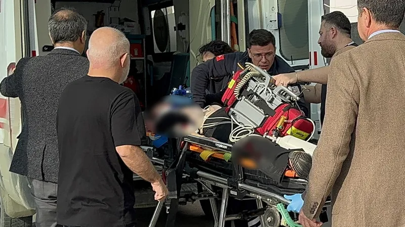 Pencereden düşen avukata dakikalarca kalp masajı yapıldı
