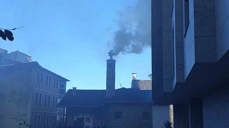 Rize’de baca yangını paniğe neden oldu
