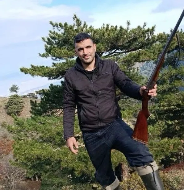 Denizli’de bıçaklı kavga kanlı bitti: 1 ölü 1 ağır yaralı
