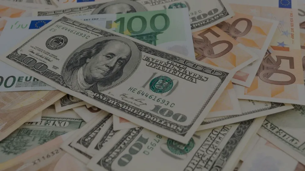 Dolar ve Euro yükselişte