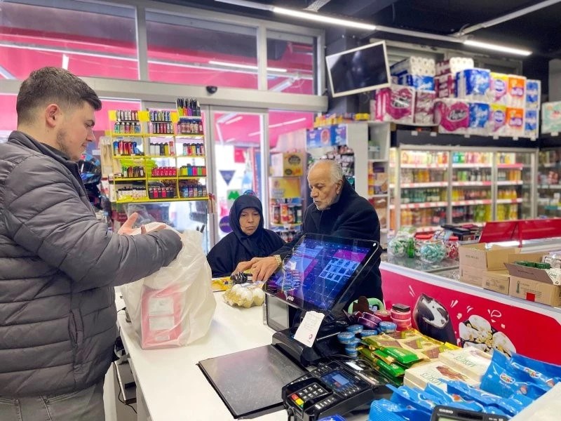 Ümraniye’den dayanışma eli: Sosyal Destek Kartı ile güçlü destek
