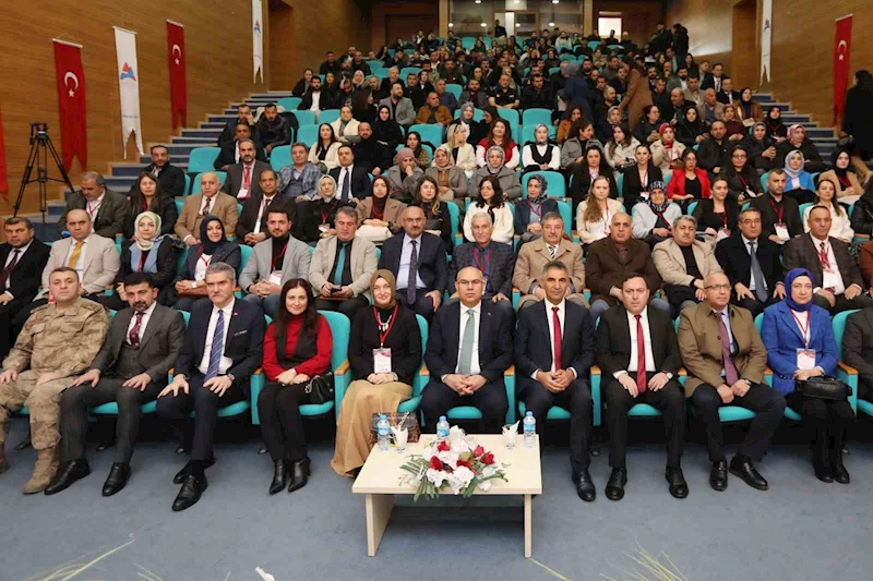 AİÇÜ ev sahipliğinde 