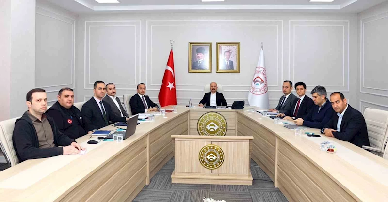 Adıyaman’da kentteki çalışmalarla ilgili toplantı yapıldı
