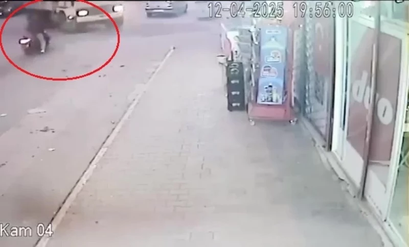 Antalya’da 16 yaşındaki genci hayattan koparan kaza güvenlik kamerasında
