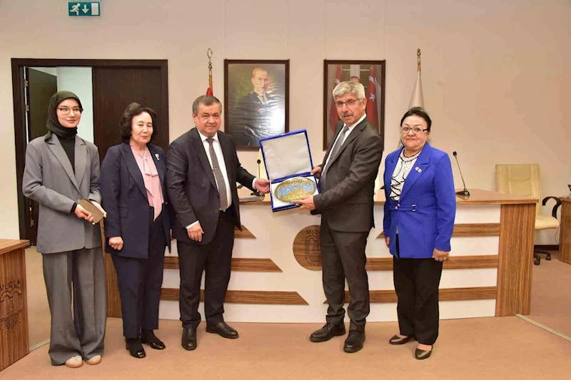 MSKÜ ile Özbekistan Ulusal Üniversitesi arasında akademik iş birliği protokolü
